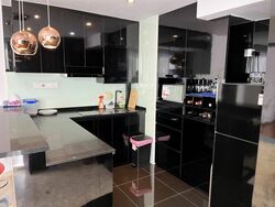 UE Square (D9), Apartment #378558741